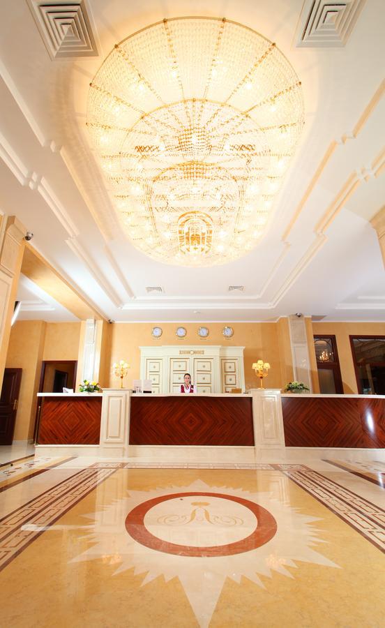 Aleksandrovski Grand Hotel Vladikavkaz Eksteriør billede
